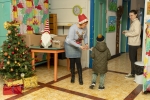 Distributions des friandises dans les écoles et des colis de Noël dans les EHPAD
